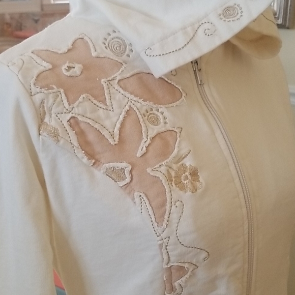 Jacket - Picture 3 of 8